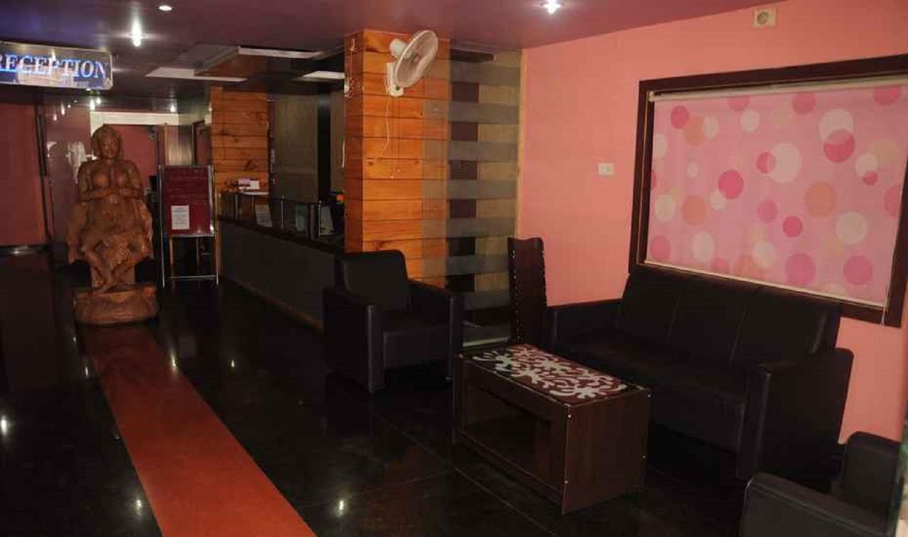 Hotel Bhubaneswari Classic Brahmapur Exteriér fotografie